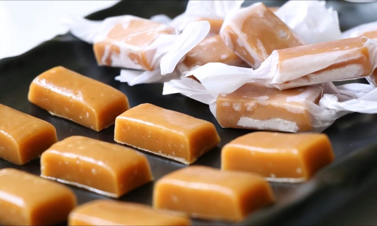 Chewy Caramel Toffee