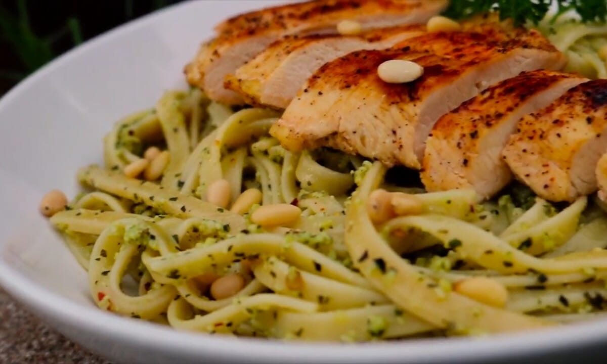 Pesto Fettucine with Grilled Chicken