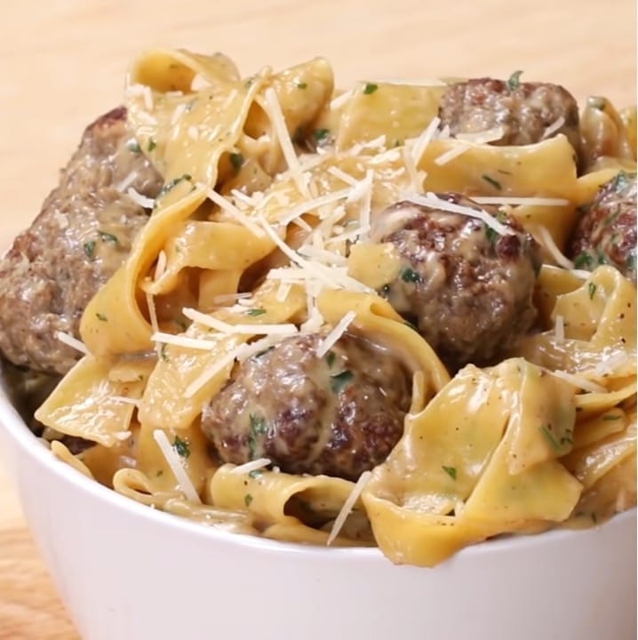 One Pot Swedish Meatball Pasta