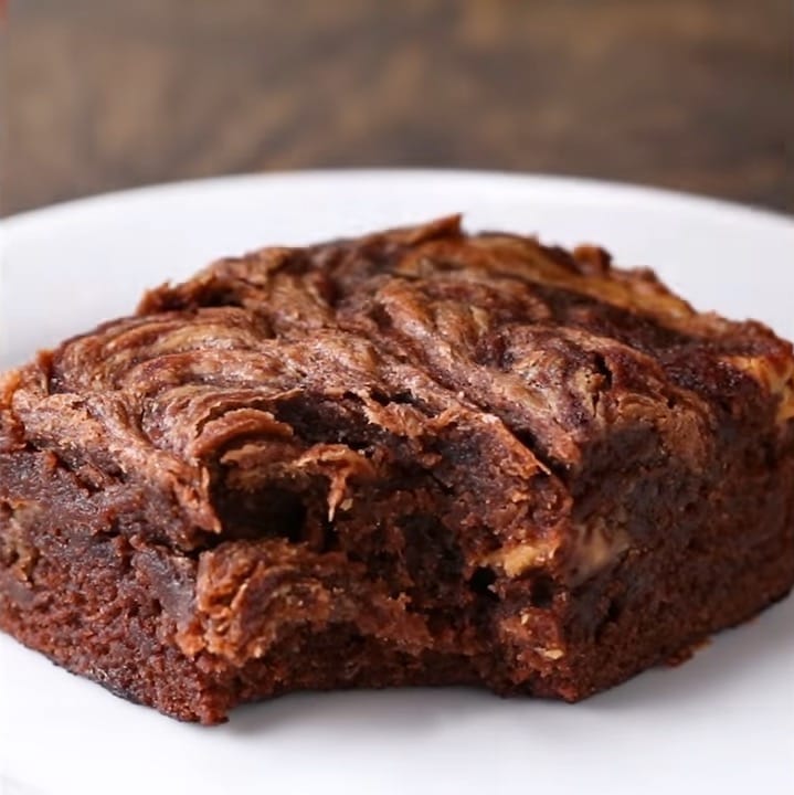 PEANUT BUTTER BANANA BROWNIES