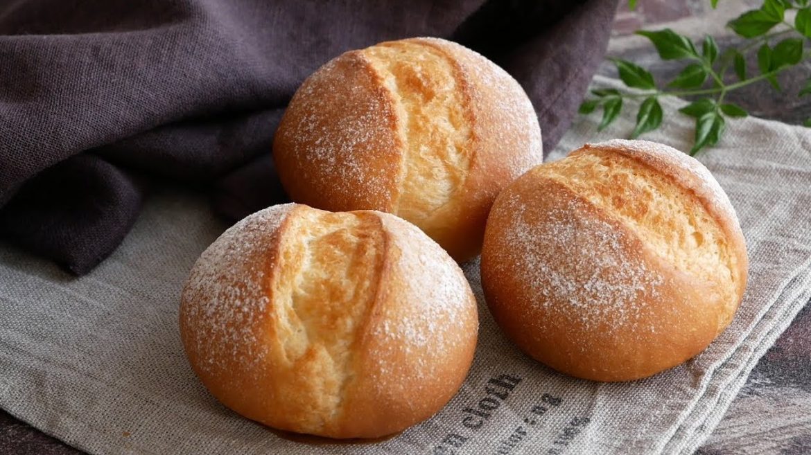 Petit French Rolls