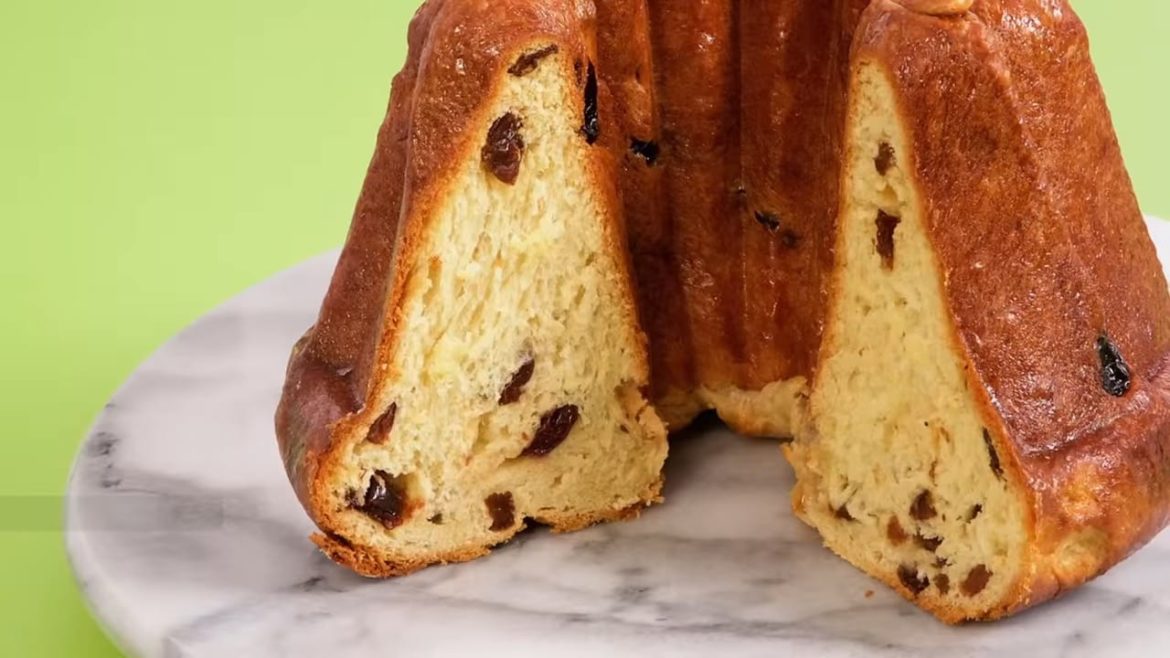 Anna-Bakes-Amazing-Double-Glazed-Kugelhopf Amazing Double Glazed Kugelhopf (made by anna olson)