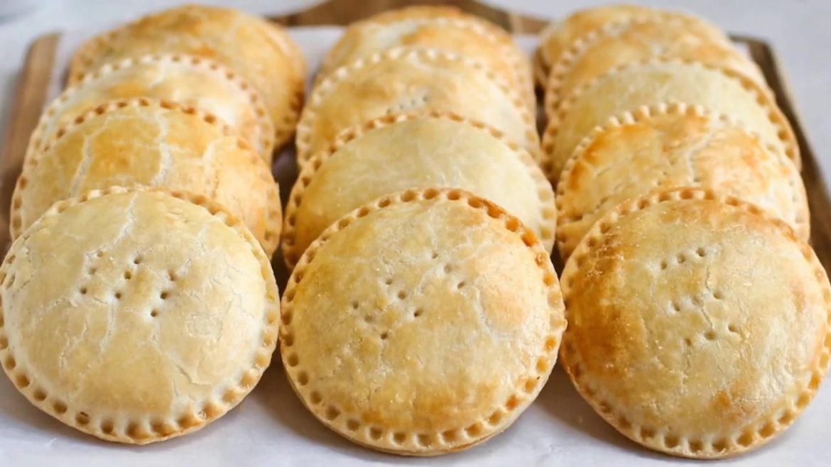 How to make the best CHICKEN PIE at home
