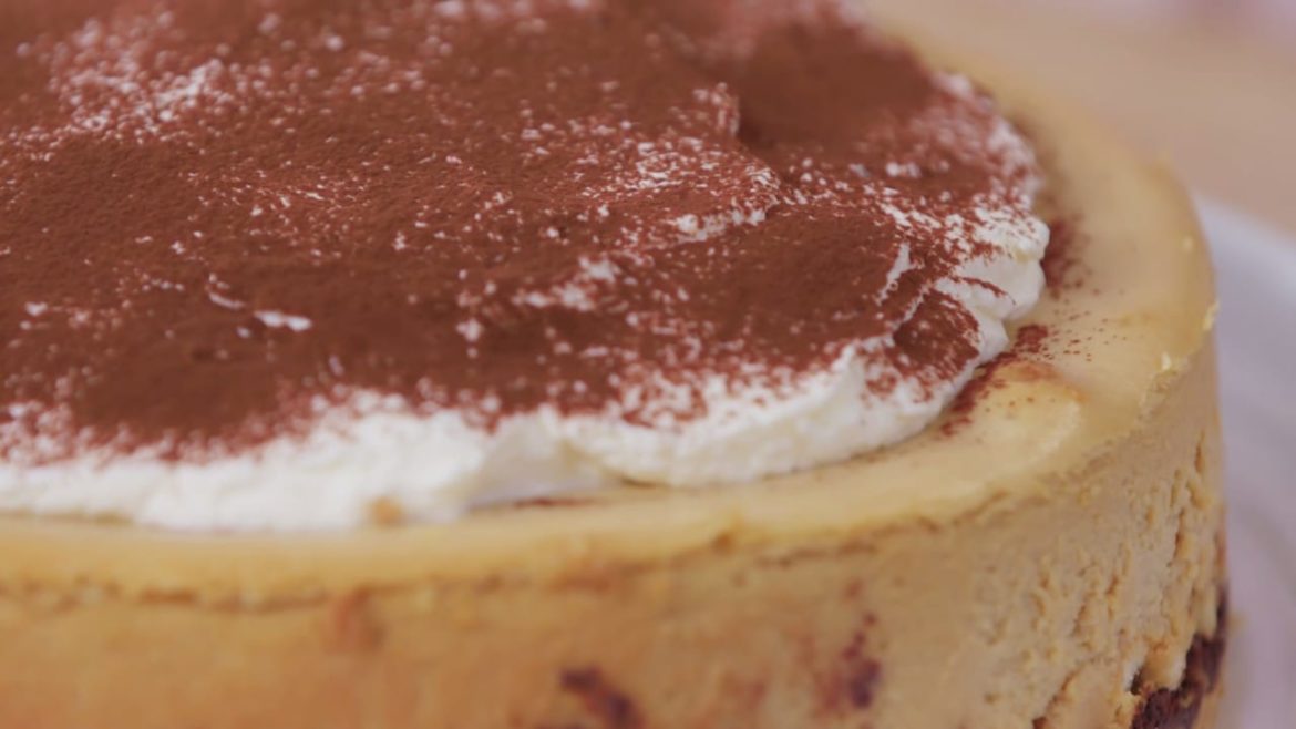 Tiramisu Cheesecake for a Classic Wedding
