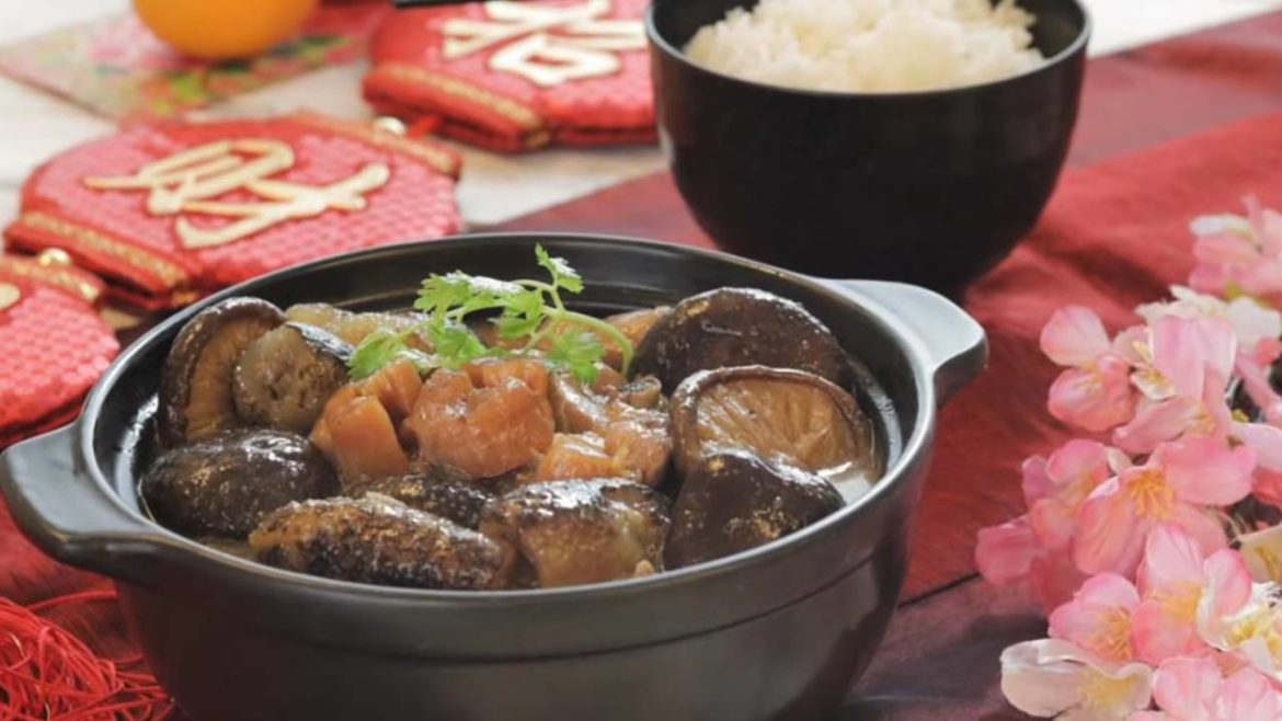 Flavourful-Braised-Sea-Cucumber-with-Mushroom