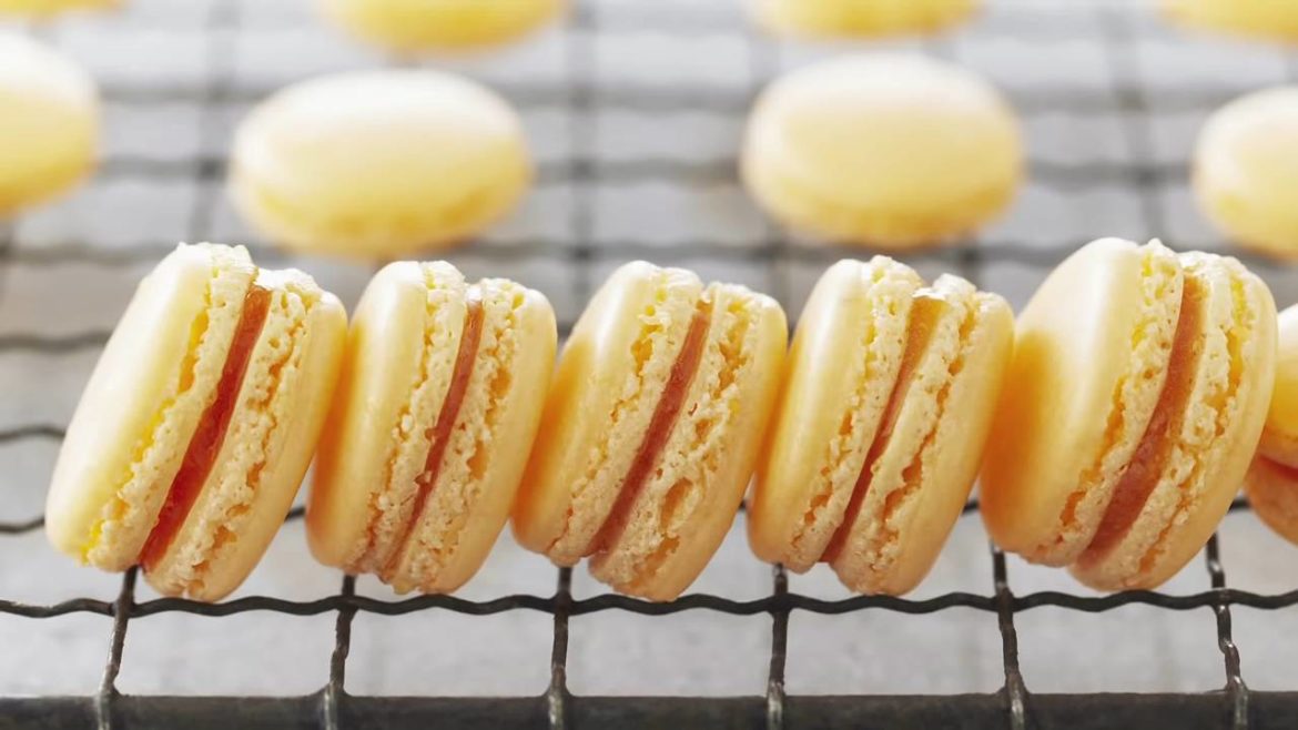 How To Make MACARONS