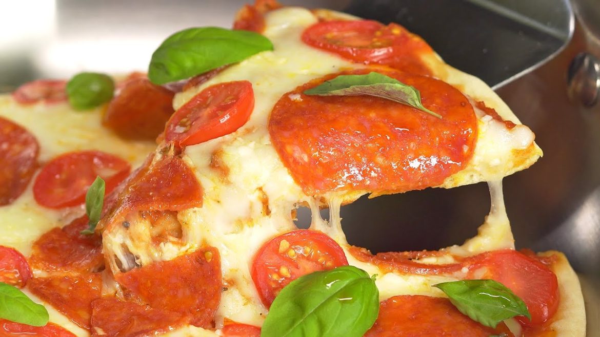 ????Homemade PIZZA WITHOUT OVEN || Quick & Easy PAN Pizza. Simple Recipe by Always Yummy!