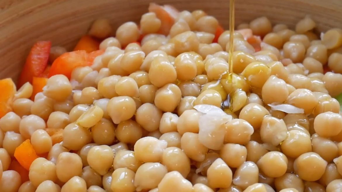 How-To-Eat-Chickpeas-4-Easy-Vegan-Recipes How To Eat Chickpeas! 4 Easy Vegan Recipes