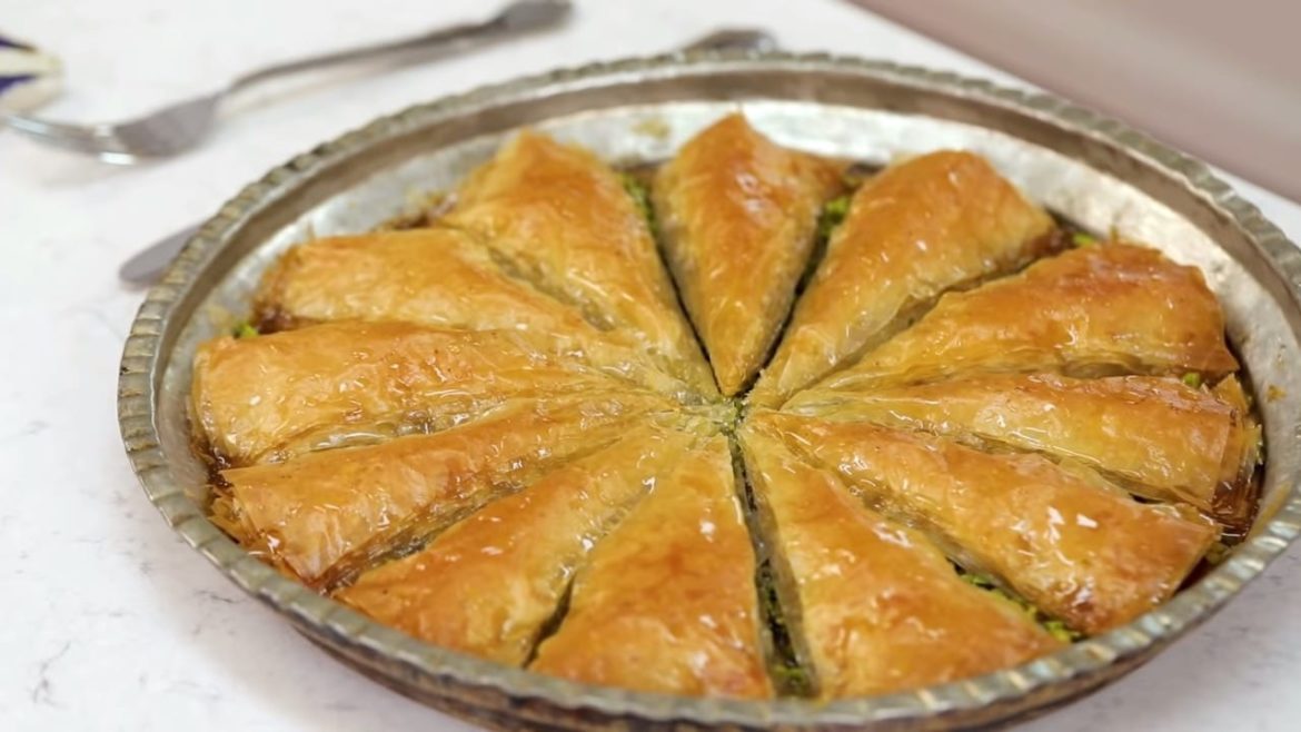 Best and Easiest Baklava Recipe HOMEMADE BAKLAVA ???? Yes! You Can Make It! | Best and Easiest Baklava Recipe