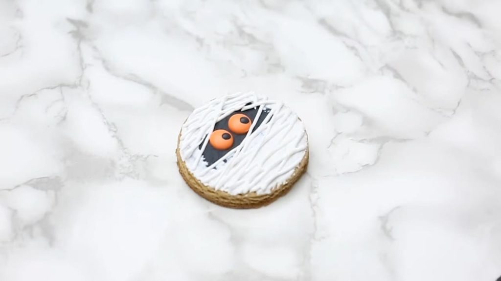 Satisfying & Relaxing HALLOWEEN Cookie Decorating