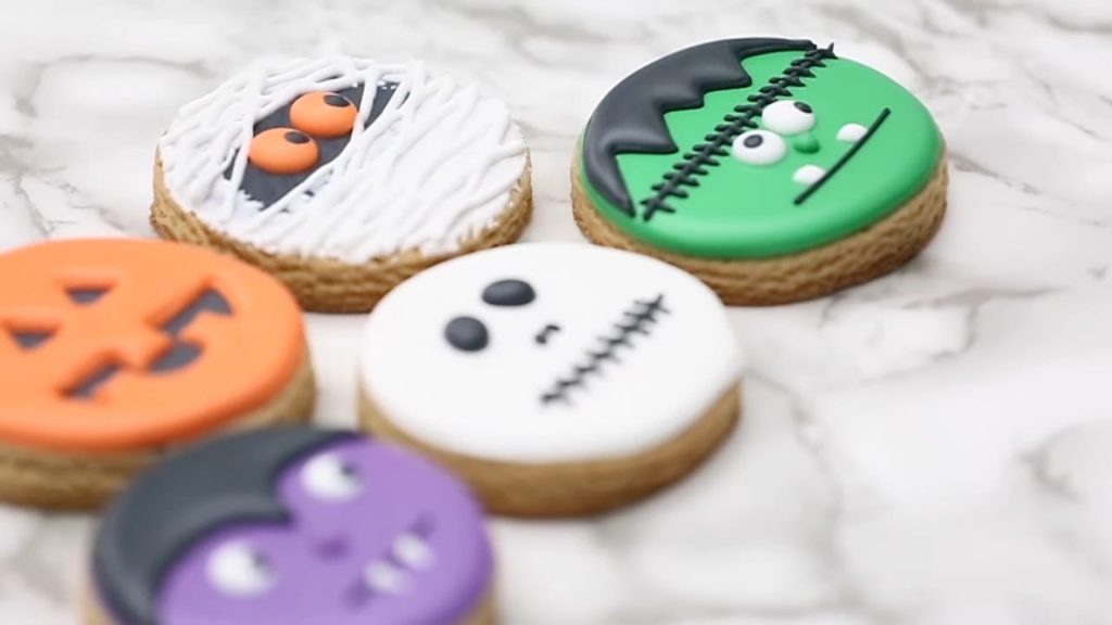 Satisfying & Relaxing HALLOWEEN Cookie Decorating