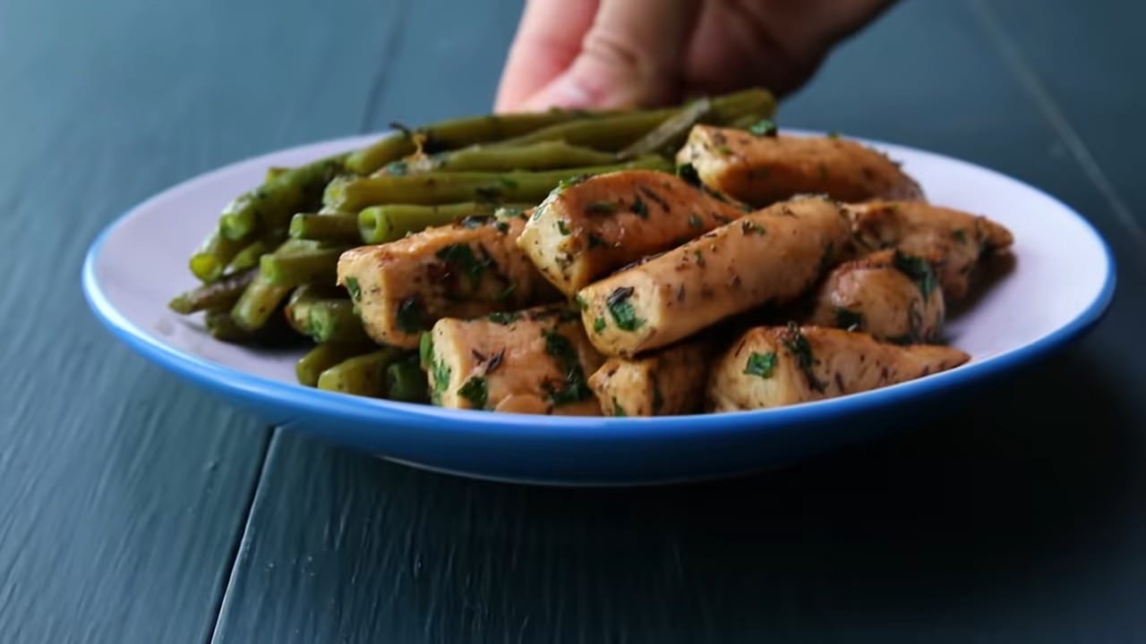 13 Healthy Chicken Recipes For Weight Loss 22 Chicken and green bean