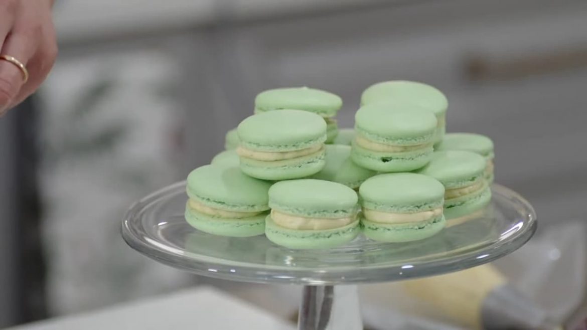 How to Make Macarons