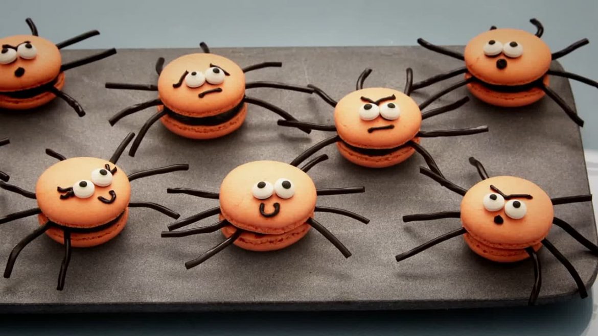 Italian Macarons Spider Macarons Italian Macarons Spider Macarons