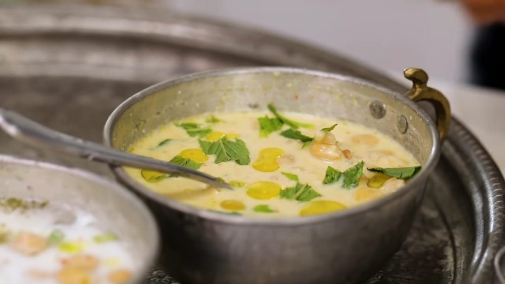 Ayran Aşi with Curry cold soup