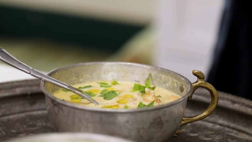 Ayran Aşi with Curry cold soup