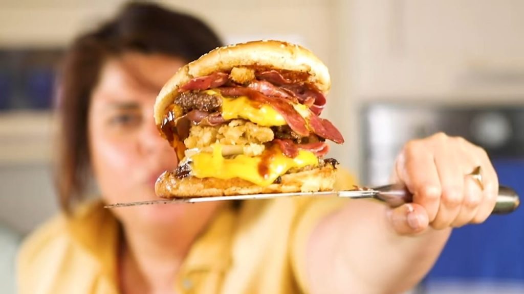 Burger King CHALLENGE! Make your Whooper at Home! 6 Burger King CHALLENGE