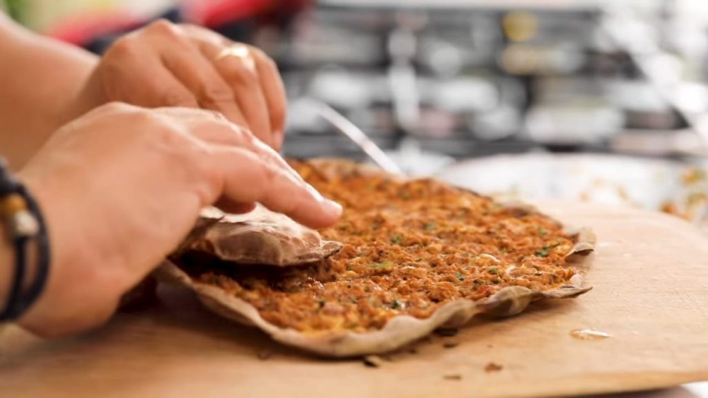 YOU LOVE PIZZA? Then You MUST Try This Crusty and Juicy Lahmacun Recipe 9 Crusty and Juicy Lahmacun Recipe