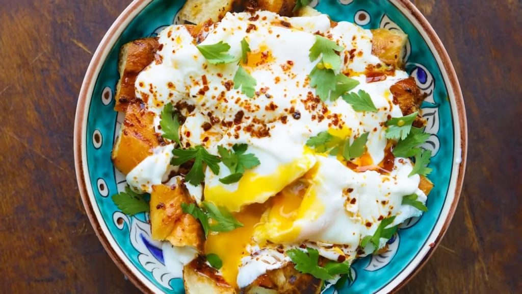 ÇILBIR World Famous Turkish Poached Eggs with Garlic Yoghurt