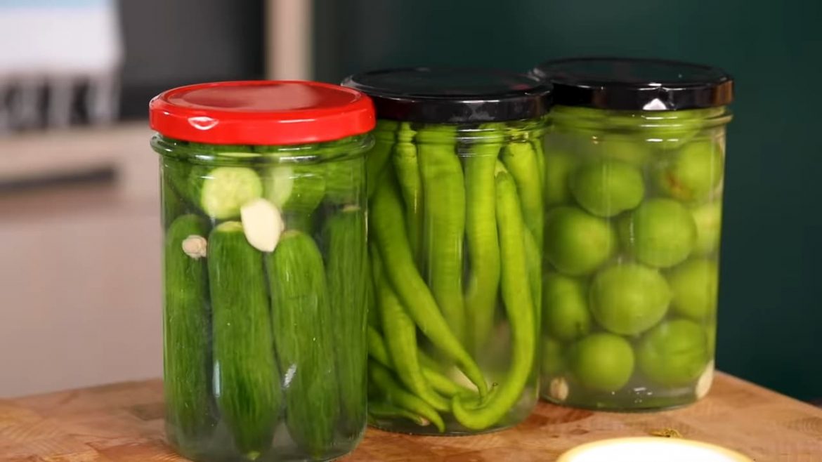 Easiest Pickle Recipe Easiest Pickle Recipe