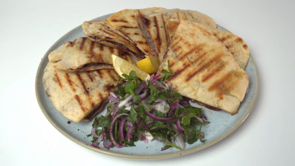 Easy grilled meat Pita Pockets 9 Easy grilled meat Pita Pockets Lebanese Arayes with a spiced meat filling