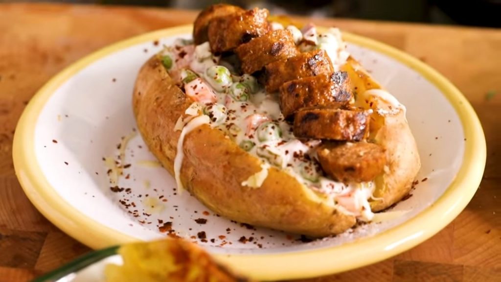 How To Make Kumpir Turkish Version Humble Baked Potato Recipe With A Special Cooking Technique