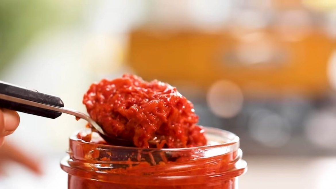 How to Make Pepper Paste and Perfect Paste Dip Spread for Tortilla Chips and Bread How to Make Pepper Paste and Perfect Paste Dip Spread for Tortilla Chips and Bread