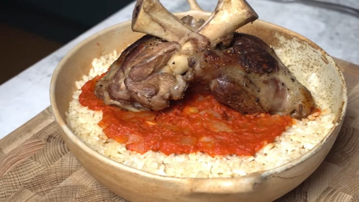 How to make Egyptian Lamb Fattah A centuries old rice and lamb Eid centerpiece