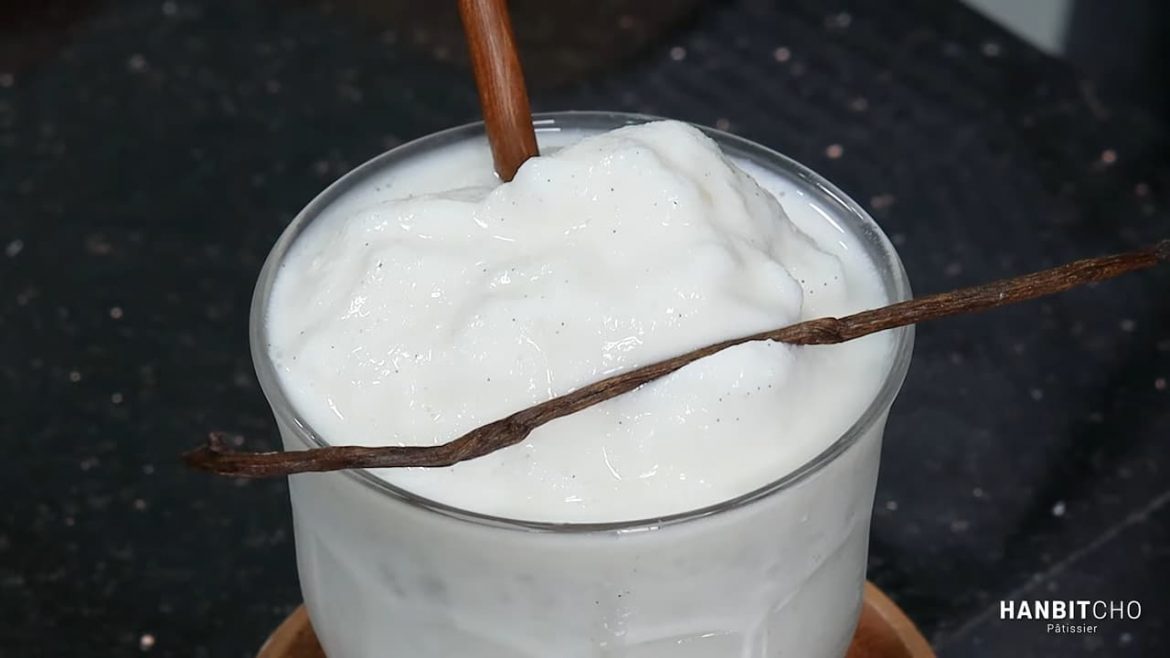 How to make Vanilla Bean Frappuccino from Starbucks Tastes delicious with real vanilla How to make Vanilla Bean Frappuccino from Starbucks Tastes delicious with real vanilla