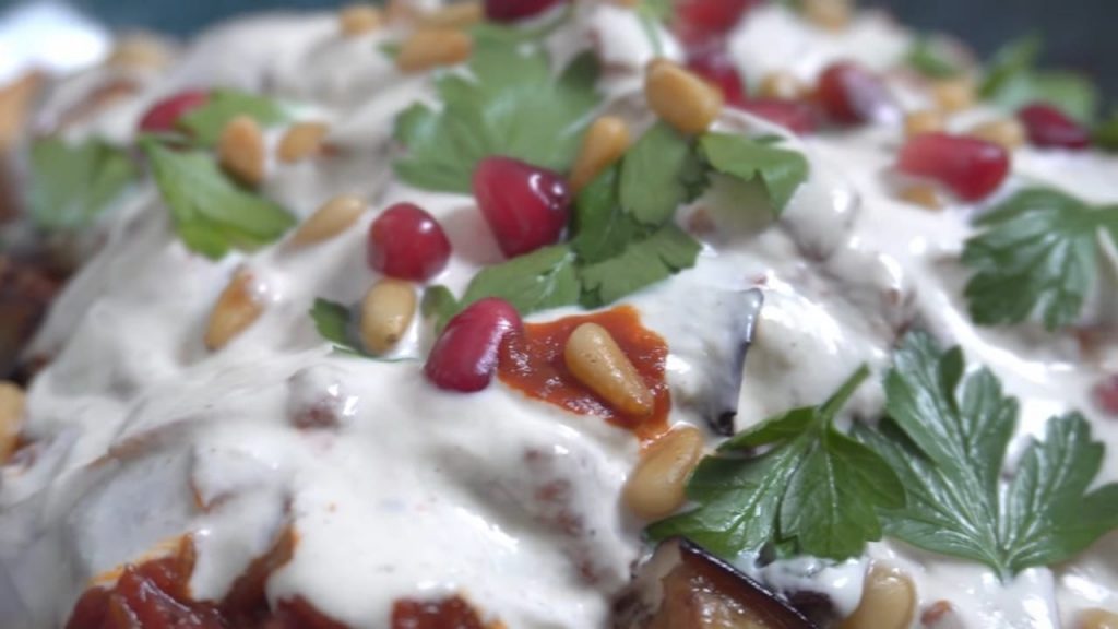 Levantine Aubergine Fatteh 8 Levantine Aubergine Fatteh Easy and quick to make delicious layered Eggplant dish
