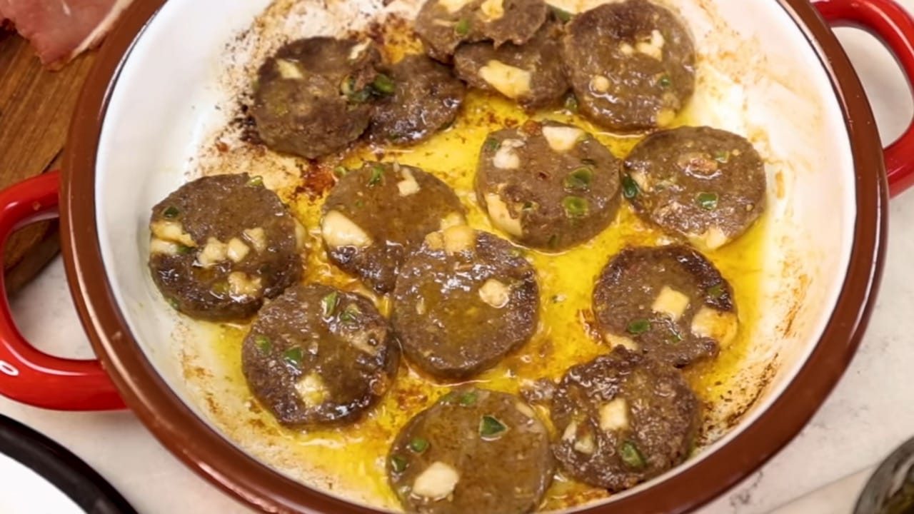 Sucuk GRAND Turkish Breakfast