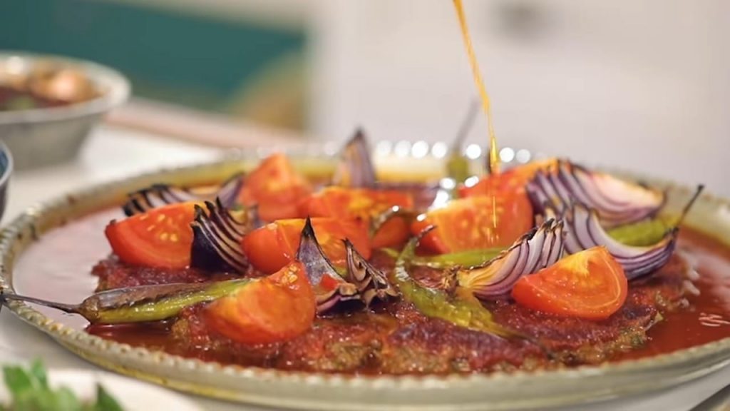 Grand Antiochia Turkish Dinner Meze, Pepper Bread, Hummus, Tray Kebab!???? 12 Tray Kebab Tepsi Kebabi