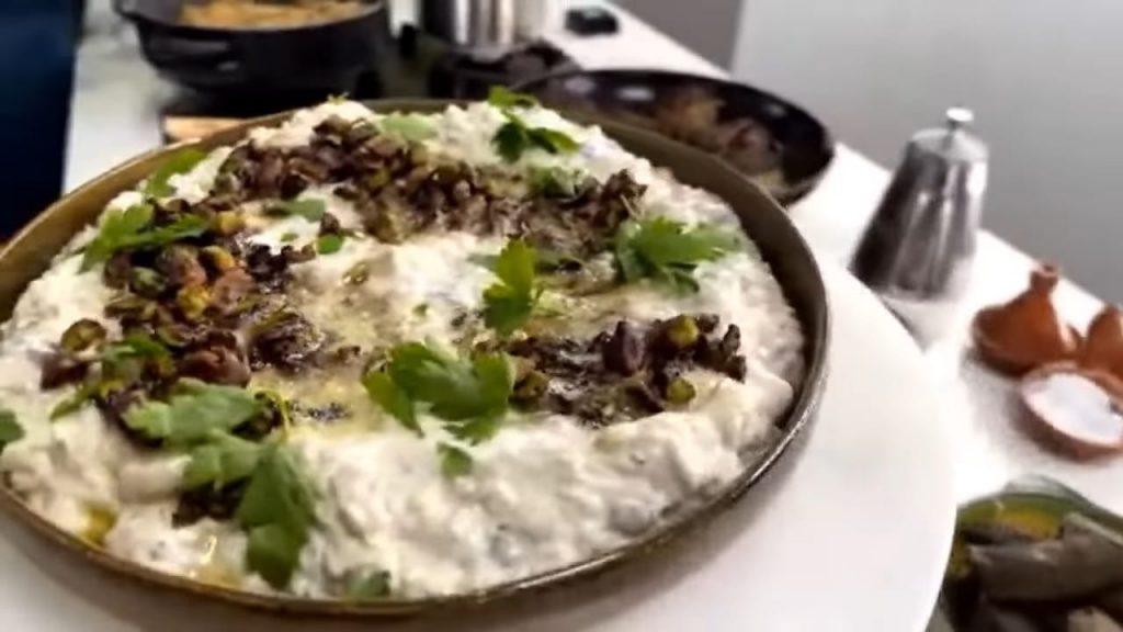 Ultimate Eggplant Meze MÜTEBBEL