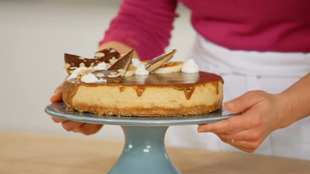 Banana Toffee CHEESECAKE - Made by Anna Olson 18 Banana Toffee CHEESECAKE