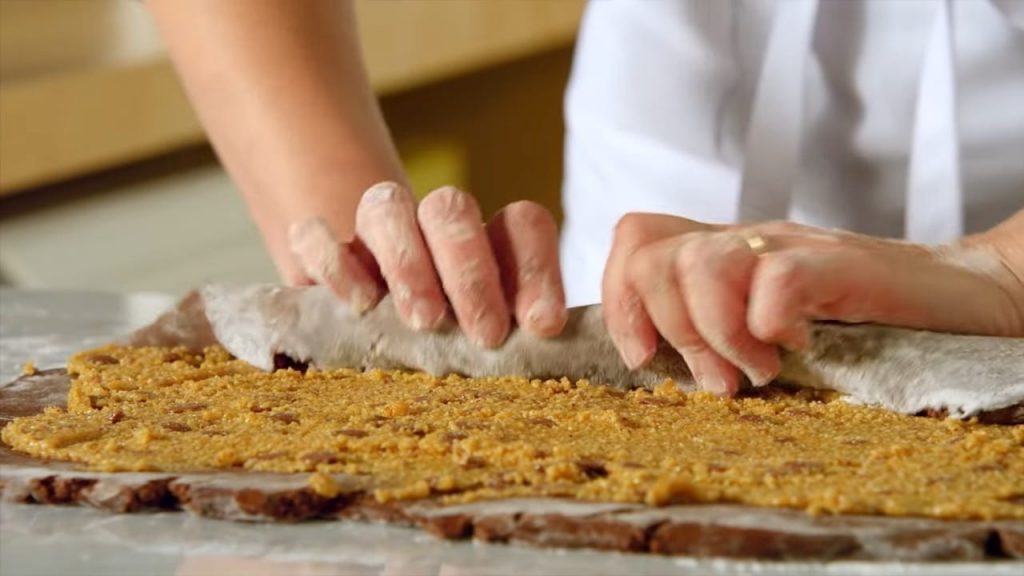 CHOCOLATE Hazelnut BRIOCHE CAKE
