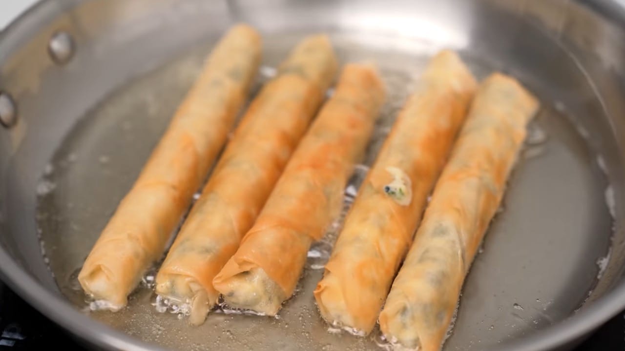 CRISPY Savoury Pastry CRISPY Savoury Pastry