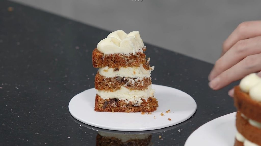 Mother-of-all Carrot Cakes 8 Carrot Cakes