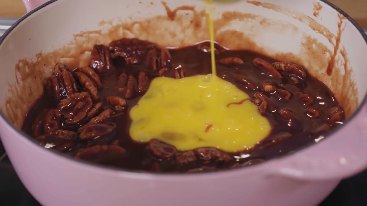 Chocolate Pecan Caramel Tarts