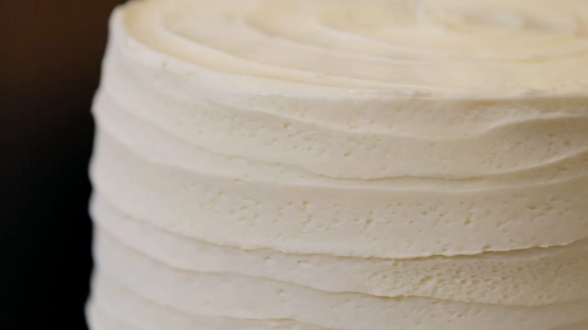 Classic Wedding Cake