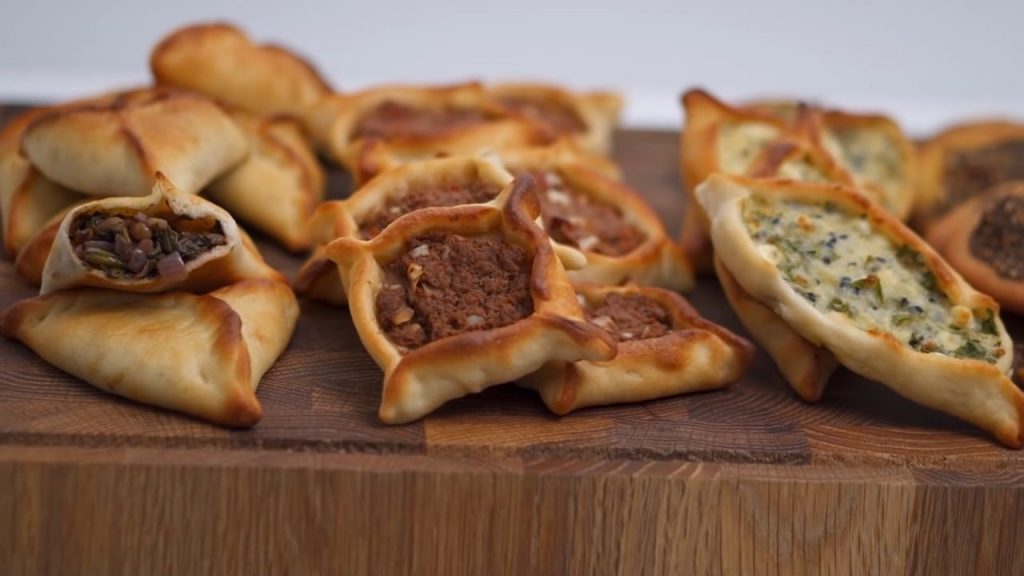 The DELICIOUS Savoury Pies Every Middle Easterner Loves 18 Fatayer Savoury Pies