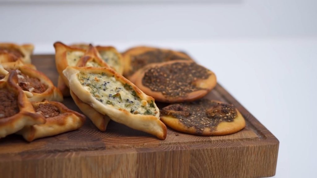 The DELICIOUS Savoury Pies Every Middle Easterner Loves 20 Fatayer Savoury Pies