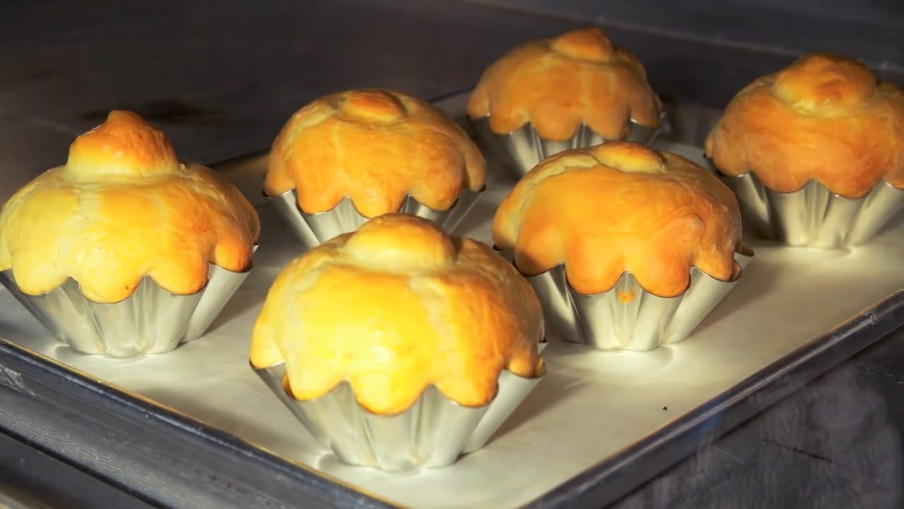 How To Make BRIOCHE BUNS