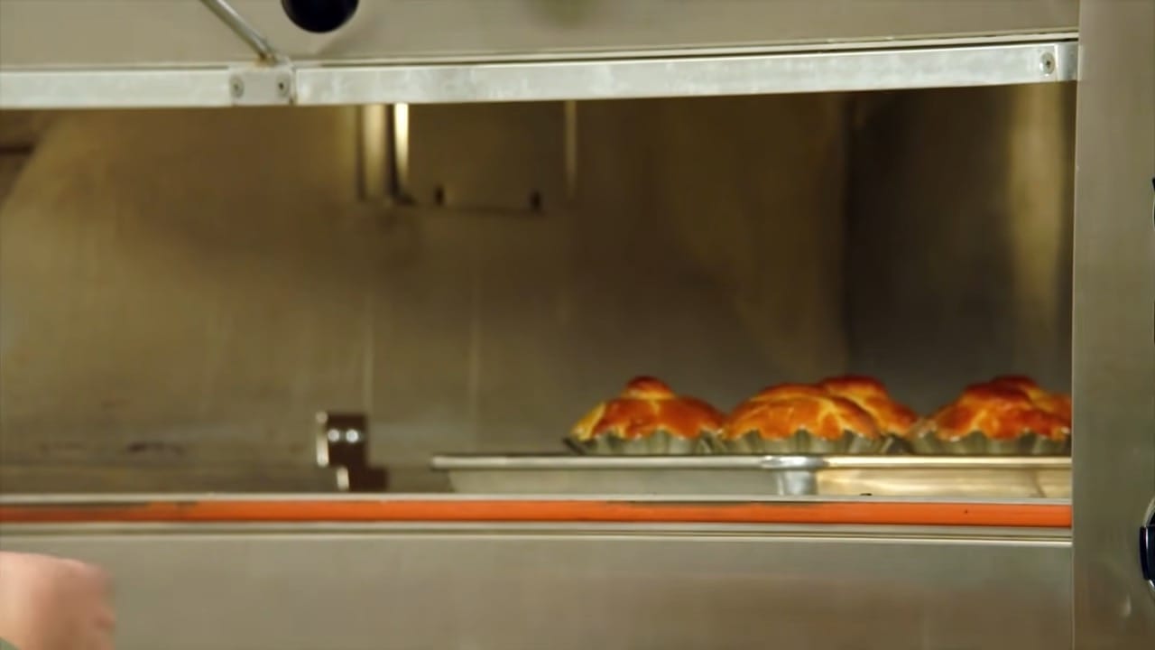 How To Make BRIOCHE BUNS