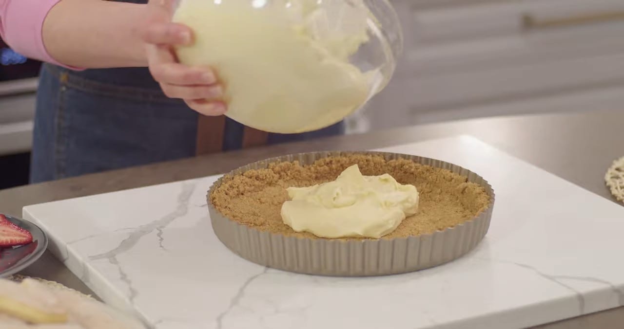 How to Make STRAWBERRY LEMON TART