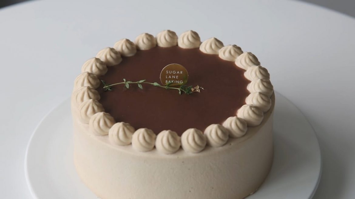 Mouthwatering Earl Grey shortcake with Earl grey ganache Mouthwatering Earl Grey shortcake with Earl grey ganache