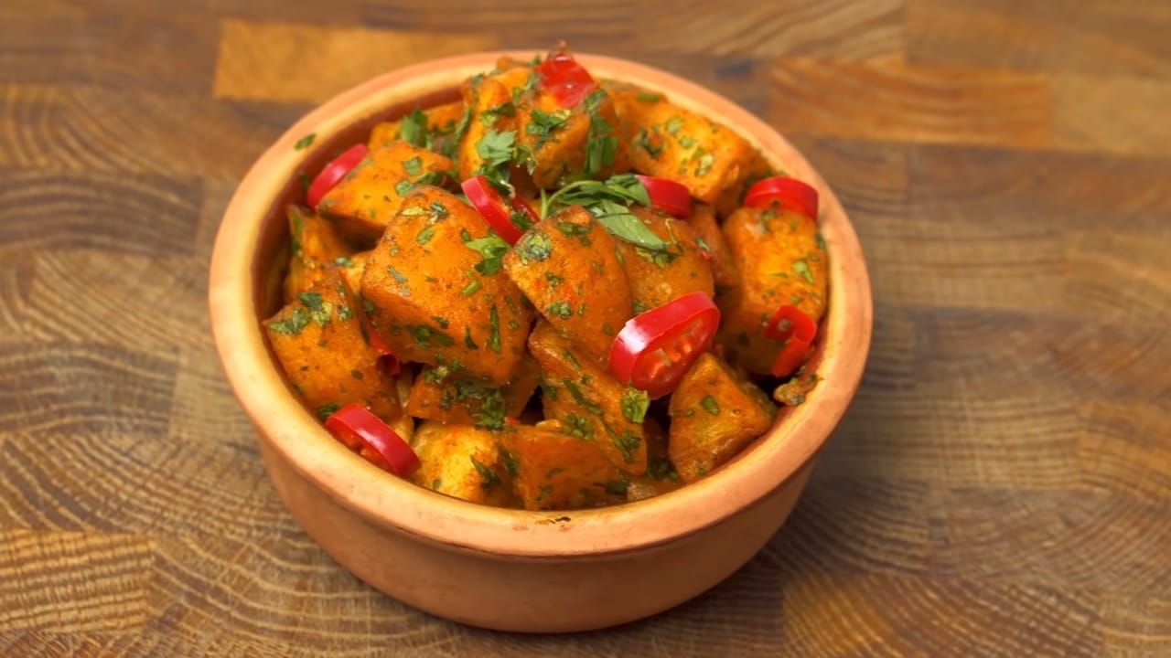 Spicy potatoes Middle Eastern Starter Recipes Spicy potatoes Middle Eastern Starter Recipes