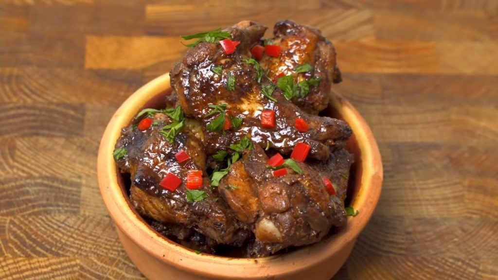 4 Middle Eastern Starter Recipes 6 Tangy pomegranate wings Middle Eastern Starter Recipes