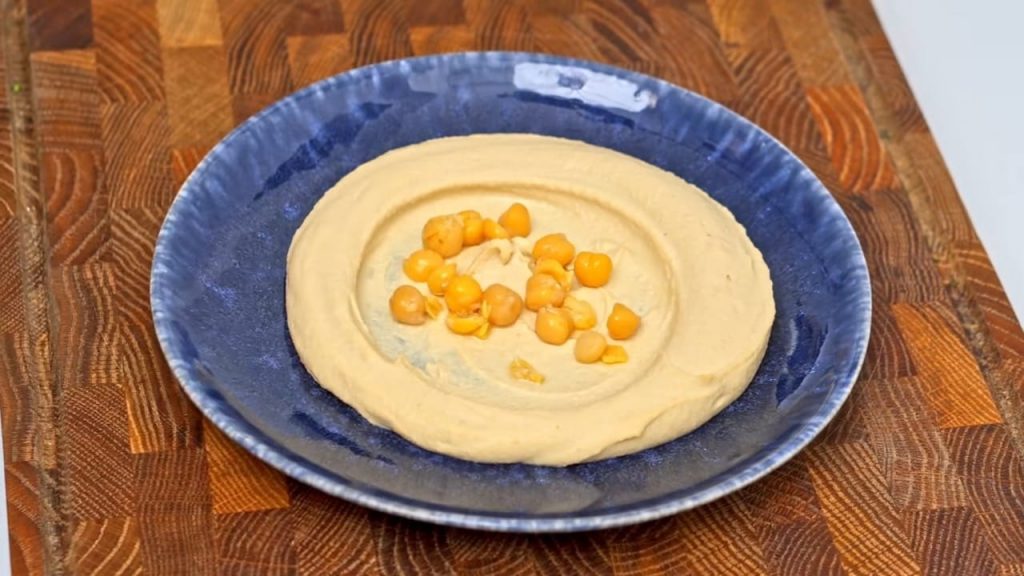 The Secret To SMOOTH Homemade Hummus