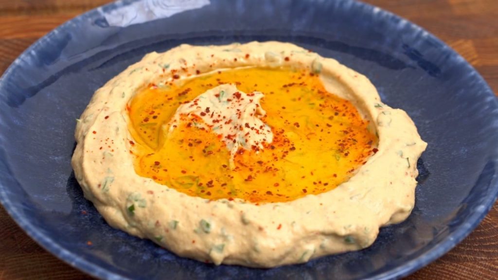 The Secret To SMOOTH Homemade Hummus