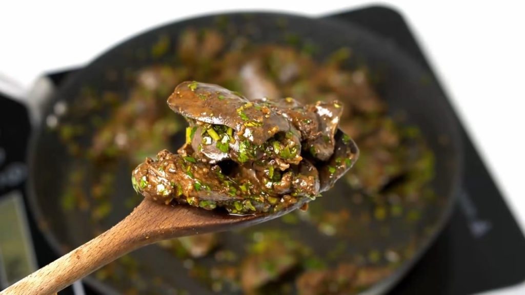 4 Middle Eastern Starter Recipes 19 Zesty chicken liver Middle Eastern Starter Recipes